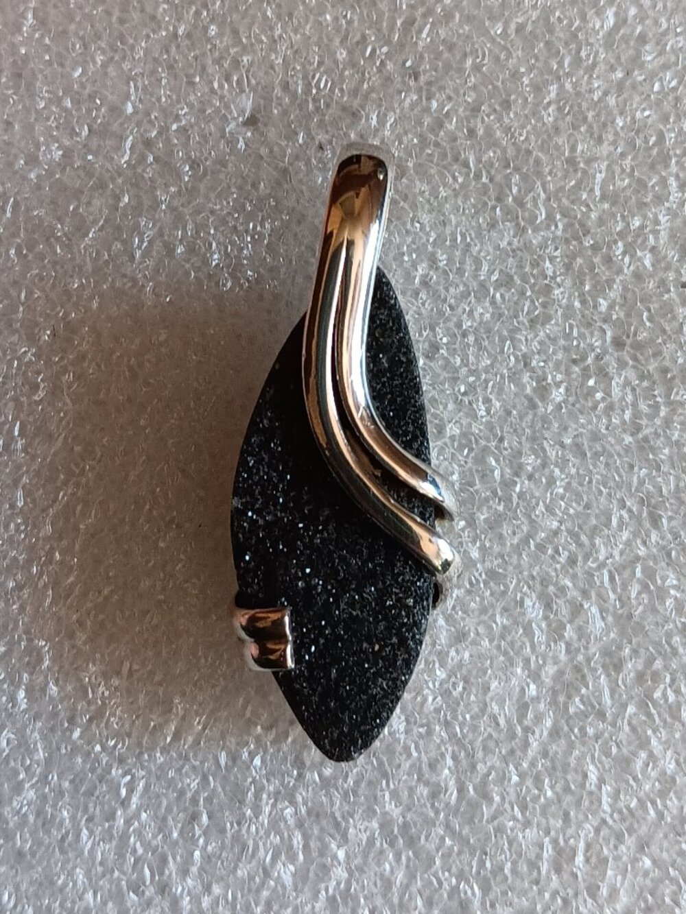 New - Sparkling Black Agate Druzy 925 Sterling Silver Pendant - Includes a Chain
